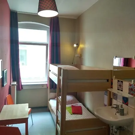 37 * Göttingen
